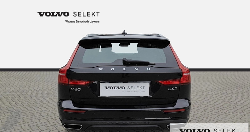 Volvo V60 Cross Country cena 174500 przebieg: 58544, rok produkcji 2021 z Krosno małe 704
